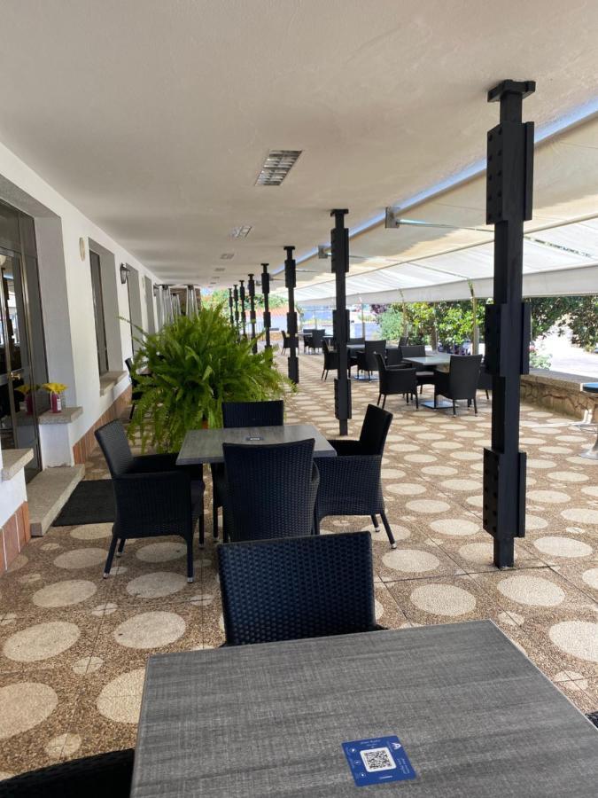 Hotel Las Cigueenas Trujillo Dış mekan fotoğraf