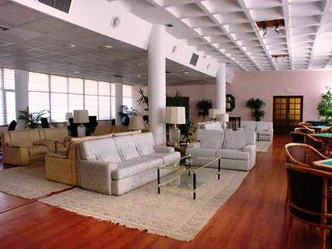 Hotel Las Cigueenas Trujillo Dış mekan fotoğraf